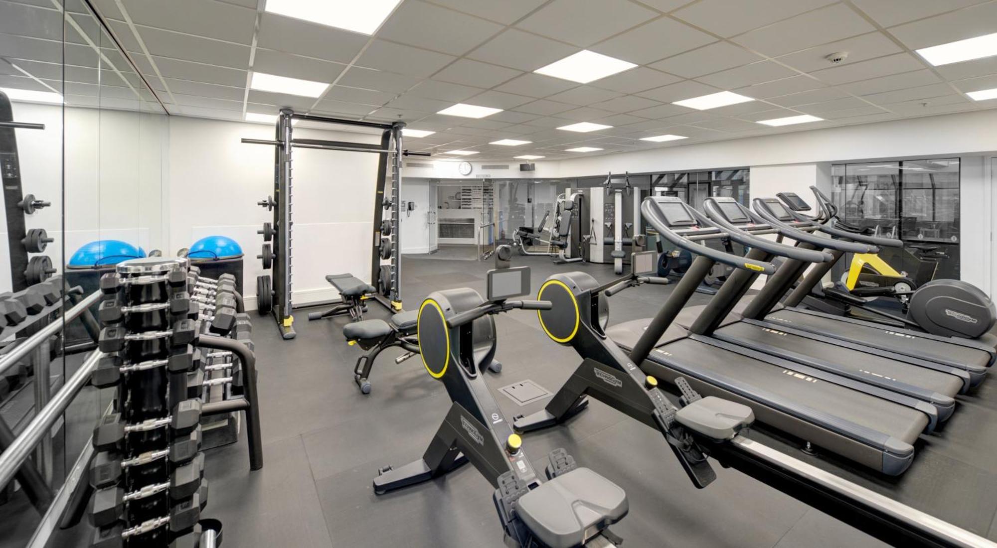 Intercontinental Wellington By Ihg Hotell Exteriör bild A typical gym