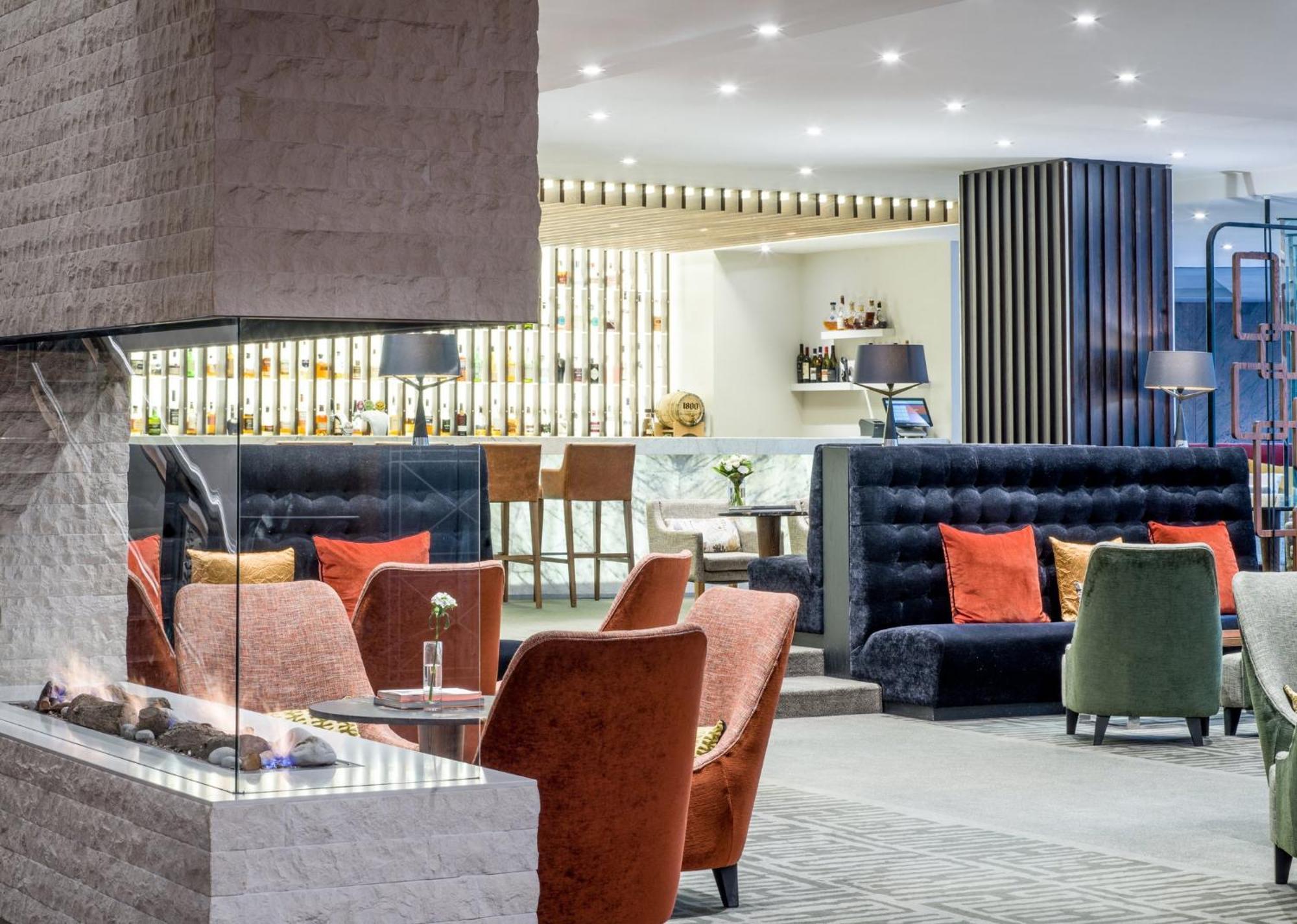 Intercontinental Wellington By Ihg Hotell Exteriör bild The lounge at the airport