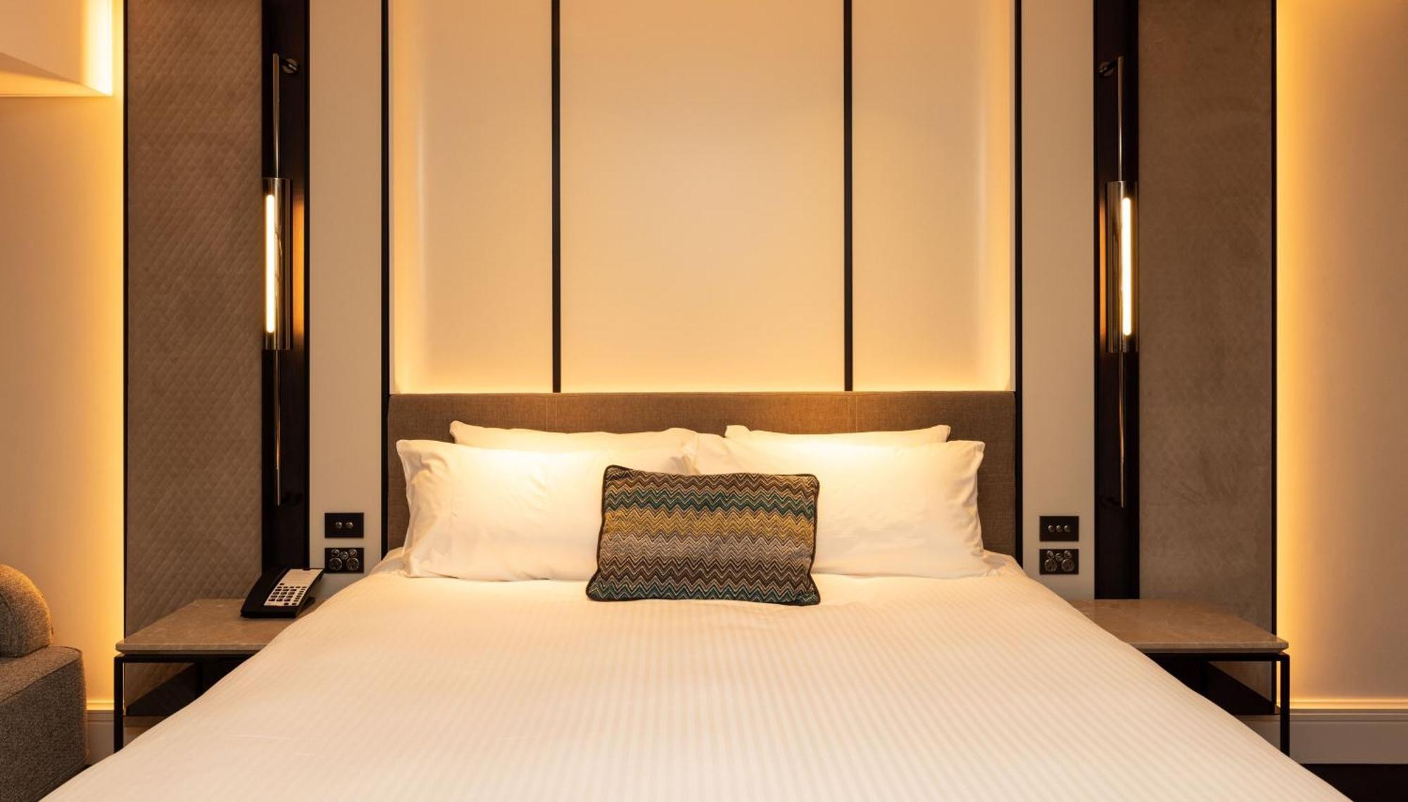 Intercontinental Wellington By Ihg Hotell Exteriör bild A bed